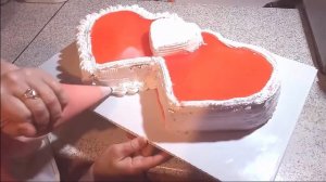 Как сделать свадебный торт в домашних условиях.