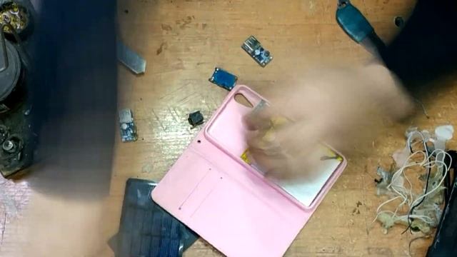 POWERBANK С ДВУМЯ СОЛНЕЧНЫМИ БАТАРЕЯМИ 3100мА/ч В ЧЕХЛЕ ОТ СТАРОГО СМАРТФОНА LENOVO A6010