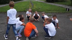 На золотом крыльце сидели.mp4