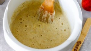 Овсяный пирог с яблоками в мультиварке