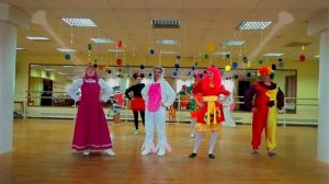 Веселый флешмоб "Здравствуй, лето!", посвященный Дню Защиты детей.