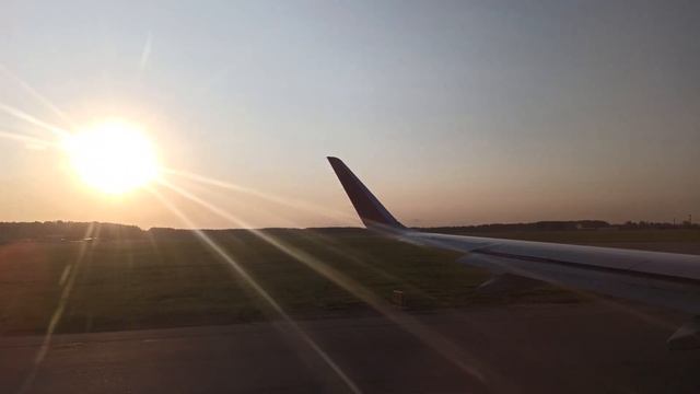 Взлет самолета Airbus A320 а/к Аэрофлот из Шереметьево рейс Москва - Сочи SU1592 | Перелет в Сочи смотреть онлайн