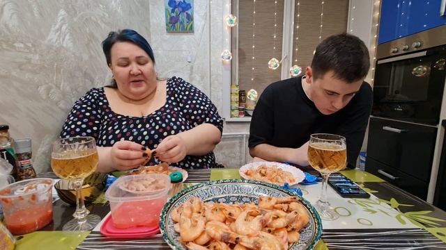 Мукбанг! Mukbang! креветки и ??китайская подделка а не хрусталь?