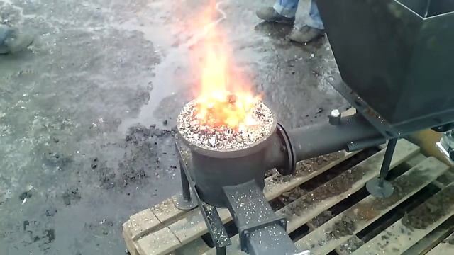 Поворотная ретортная чугунная пеллетная горелка для котлов ВСКЗ GREEN смотреть онлайн