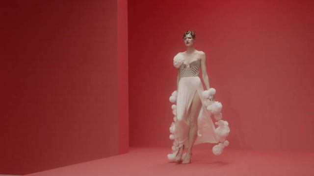 Ulyana Sergeenko Haute Couture Spring-Summer 2022 смотреть онлайн