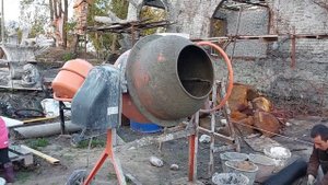 Бетономешалка, сетка и пластификатор. Отвечаем на вопросы телезрителей.