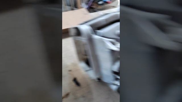 Митсубиси Фусо Файтер/ Mitsubishi Fuso Fighter 2002. Замена радиатора печки отопителя на аналоговый смотреть онлайн