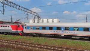 ЧС200-010 с поездом№748А "Невский Экспресс" Москва-Санкт Петербург платформа Моссельмаш 9.08.2021