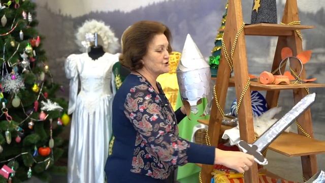 Краеведческая гостиная "Легенды Самаровграда". Экспозиция "Карнавальные костюмы прошлого века". смотреть онлайн