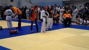 Рукопашный бой девушки 12-13 лет свыше 45 кг) 2 бой (19.11.16)