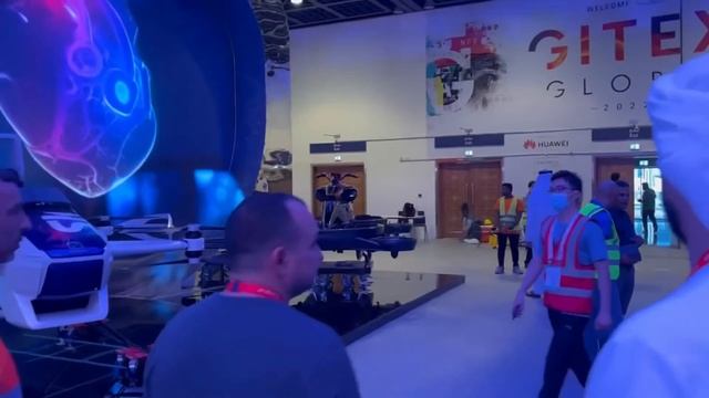Выставка летающих мотоциклов, транспорт будущего GITEX Global 2022 Дубаи