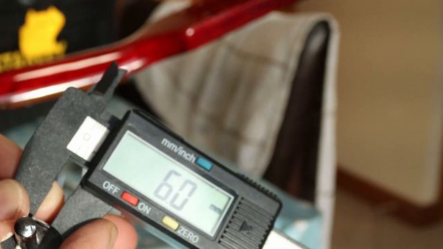 EASY Guitar Upgrade - How to install Locking Tuners смотреть онлайн