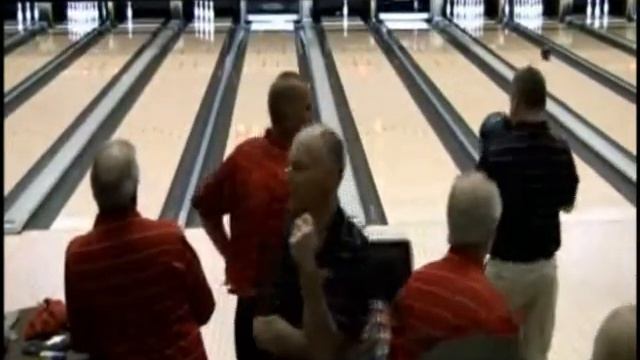 Pollard's Bowl 2011 USBC's Game 1, Frame 10 смотреть онлайн