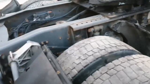 Пуступили в продажу два DAF 105  на механике 2008 года 460 лошадей