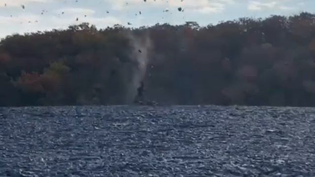 Под Анапой началось извержение грязевого вулкана смотреть онлайн