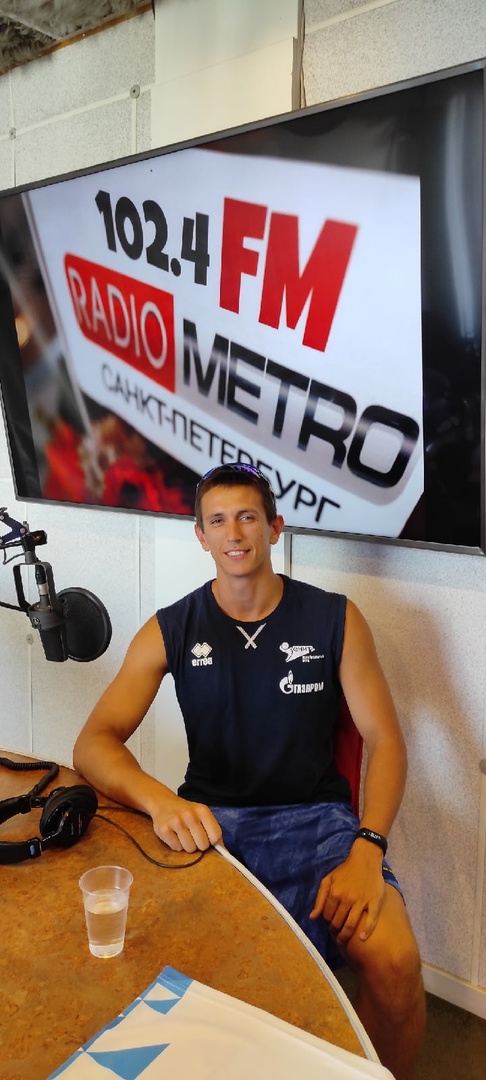 Radio METRO_102.4 [LIVE]-22.08.15-#ВМИРЕСПОРТА_ - Николай Чухненков