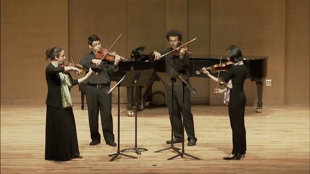 ViolUNTi performs Lutoslawski смотреть онлайн