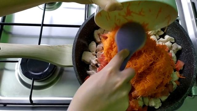 Куриное филе с овощами