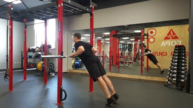 Отжимания от опоры узким хватом / Incline Close-Grip Push-Ups смотреть онлайн