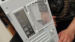 Сборка Белого ПК. Xeon. radeon rx 580. Дизайн + Производительность за не большие деньги.