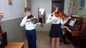 Ансамбль скрипачей М. В. Иорданский "Вариации" на тему "Песенка про Чибиса"