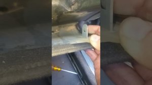 Mercedes w210 плохо дует печка замена салоного фильтра.