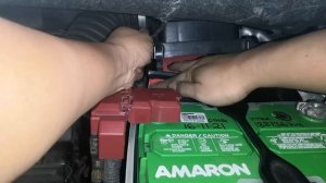 NISSAN SERENA C26: AIR FILTER (ENGINE) CHANGING AND CLEANING STEPS