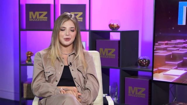 Телепроект "ПЕРСОНА". Гость - Аня Покров (участница Dream Team House) смотреть онлайн