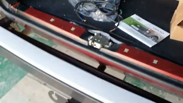 Установка и подключение ТСУ Уникар под квадрат на Лада 4х4 смотреть онлайн