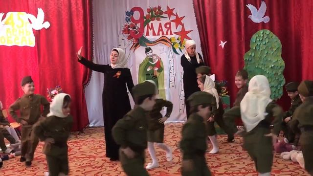 Детский сад №19 "Сказка" г.Грозный - Утренник День Победы 2018г смотреть онлайн