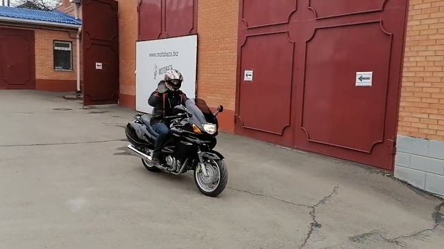 ??????Поздравляем клиента с покупкой мотоцикла, ???желаем удачи на дорогах.??? смотреть онлайн