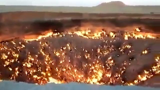 Метеорит упал в Челябинске. Место падения смотреть онлайн