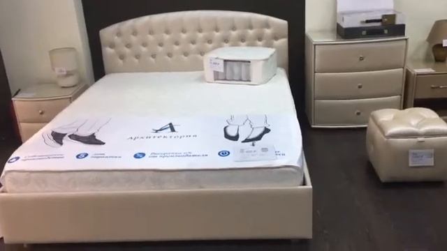 Обзор мягкой интерьерной кровати Пальмира смотреть онлайн