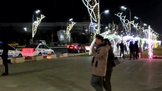 Новогодний ⛄❄️ Джизак Узбекистан / Jizzaxdagi eng katta va chiroyli archa? / Yangi yil Jizzax
