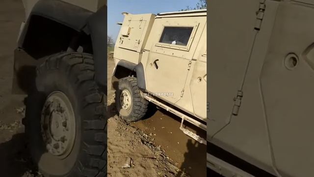 ВСУ теряют западную технику. Подбитые бронеавтомобили Iveco LMV и Husky TSV