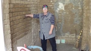 Набрасывание раствора мастерком