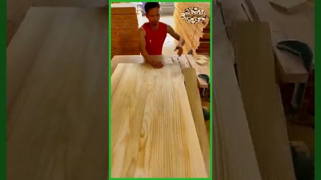 ASMR CUTTING WOOD #SHORT смотреть онлайн