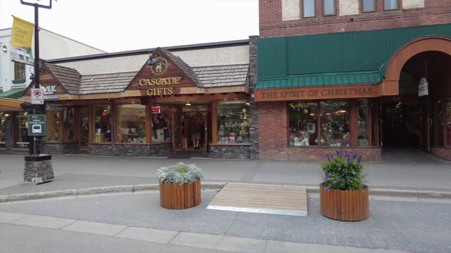 Downtown Banff Canada Travel Video Tour 2023 4K смотреть онлайн