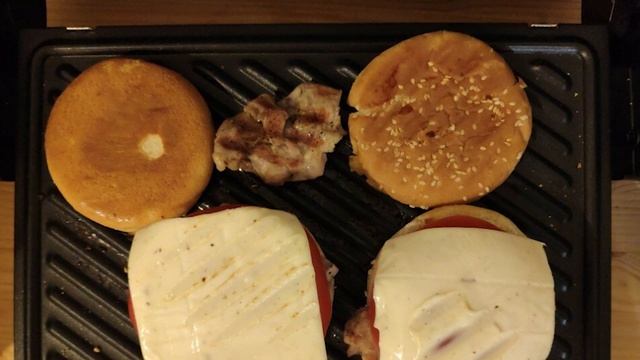 Электрогриль Bosch TCG4104 смотреть онлайн