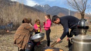 COOKING SCRUMPTIOUS CHICKEN DISH IN OUR VILLAGE | GRANDMA MADE UNIQUE DESSERT | OUTDOOR COOKING
