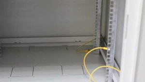 Телекоммуникационный шкаф настенный серия СН - обзор