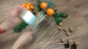 Букет из мандарин и еловых веток. Новогодний букет своими руками.