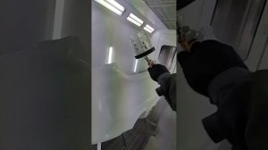 Покраска бампера в белый цвет.