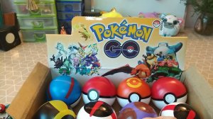 Самые китайские покеболы с покемонами.