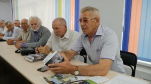 Презентация книг Александра Козолупенко