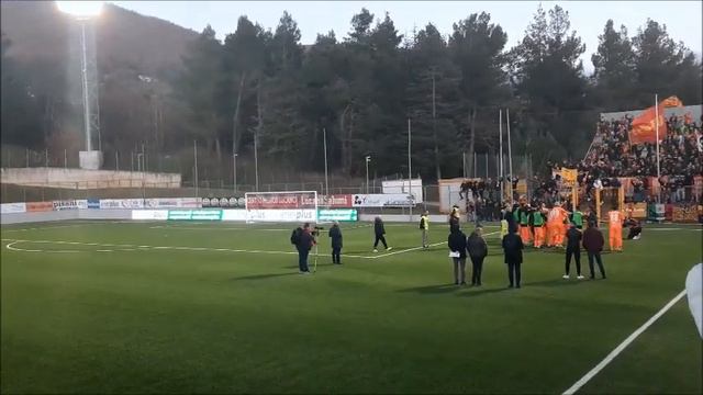 Picerno-Catanzaro, 23.12.22: i tifosi giallorossi salutano la squadra смотреть онлайн