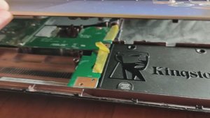 Поведение неисправного SSD Kingston на ноутбуке Asus X540L. Он как бы есть, и как бы нет. 030420220.