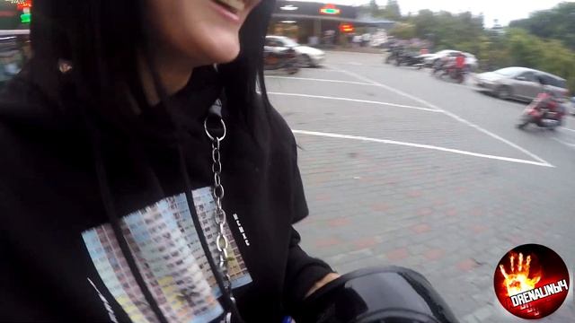 Мотосвидание. Вечерняя вилли поездка. Как нужно держаться двойке при вилли. смотреть онлайн