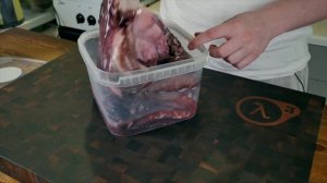 Как живет Друже Обломов и сколько он зарабатывает ?