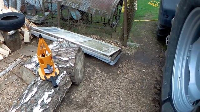 Купил разбрасыватель минеральных удобрений AMAZONE ZA-F 1204R  Обзор разбрасывателя.